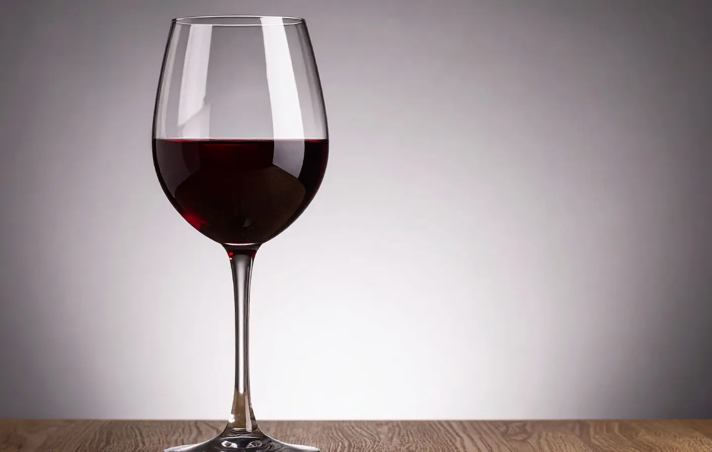 ¿Qué-Hace-Especial-un-Vino-de-Producción-Limitada-descúbrelo-Antes-de-Comprar